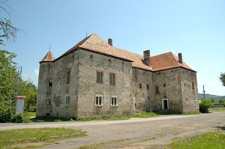 Замок «Сент-Миклош»