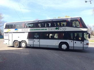 Бокова сторона автобуса Neoplan