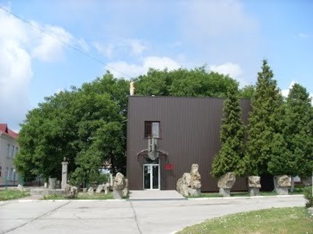 Киевский областной археологический музей
