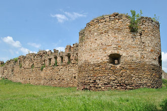 Замок XVI–XVII століть у містечку Микулинці Теребовлянського району